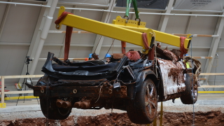Illustration for article titled Look At These Stunning Photos From The Corvette Museum Sinkhole